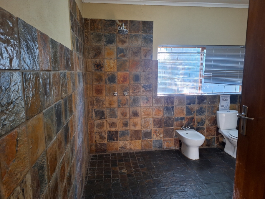 6 Bedroom Property for Sale in Penford Eastern Cape